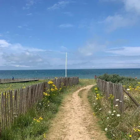 2 Pieces Avec Jardin Fleur Marine Bord De 아파트 꺄부흐